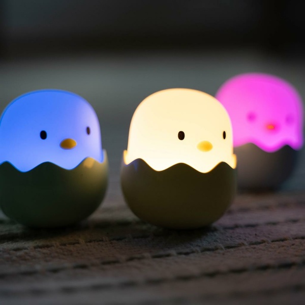 Детска нощна лампа BABY EGGY – бебе яйце, зелено