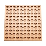 Детска дървена табла за вгнездяване със 100 отвора