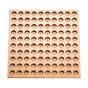 Детска дървена табла за вгнездяване със 100 отвора