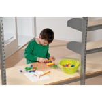 Детска дървена табла за вгнездяване със 100 отвора