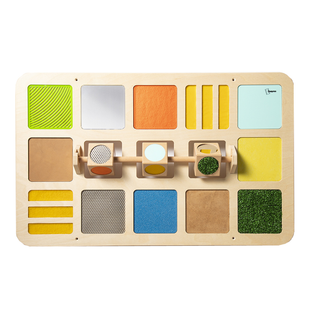 Сензорни кубчета - тактилен стенен панел за игра