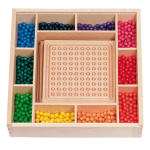 Игра за подреждане с цветни топчета