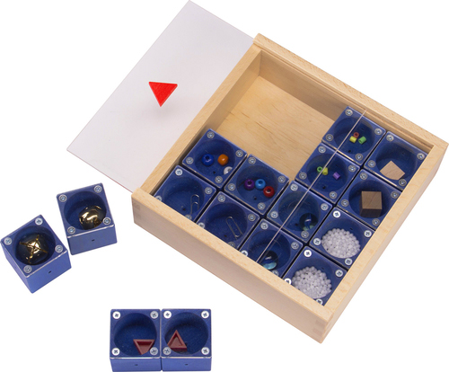 mzz3kksmxlkbtzuycwixr2ghaxqefgyhth9ubxih.jpg Звукова памет - сензорна игра с дървени кубчета