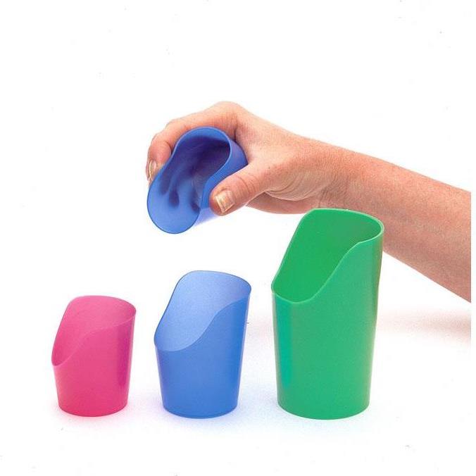 mzz3kksmxlkbtzuycwixr2ghaxqefgyhth9va3gh.jpg Гъвкави чаши улесняващи пиенето - 3 броя