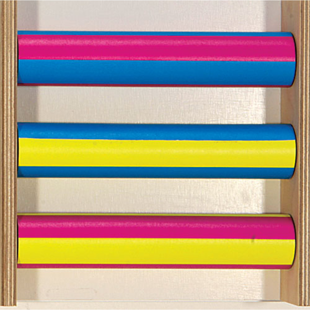 Цветни отпични ролки - стенен панел за игра