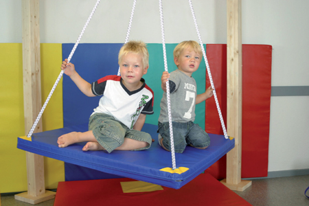 mzz3kksmxlkbtzuycwixr2ghaxqefgyhthbrbnie.jpg Мека терапевтична люлка - квадратна 100х100 см