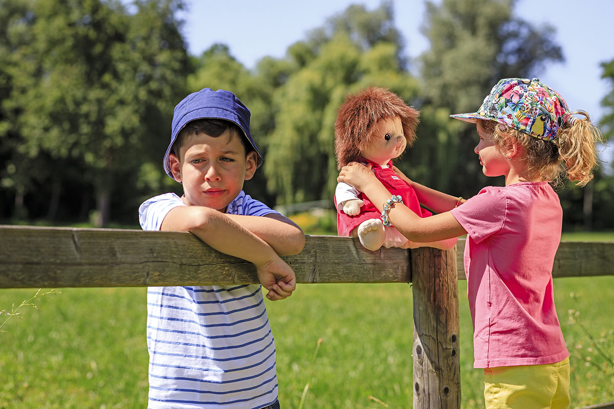 Насоки за терапия с емпатични кукли при деца Насоки за терапия с емпатични кукли при деца