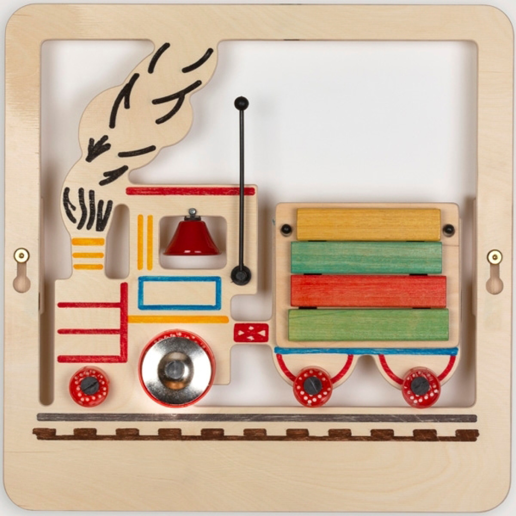 Влакче с ксилофон – музикален стенен панел за игра