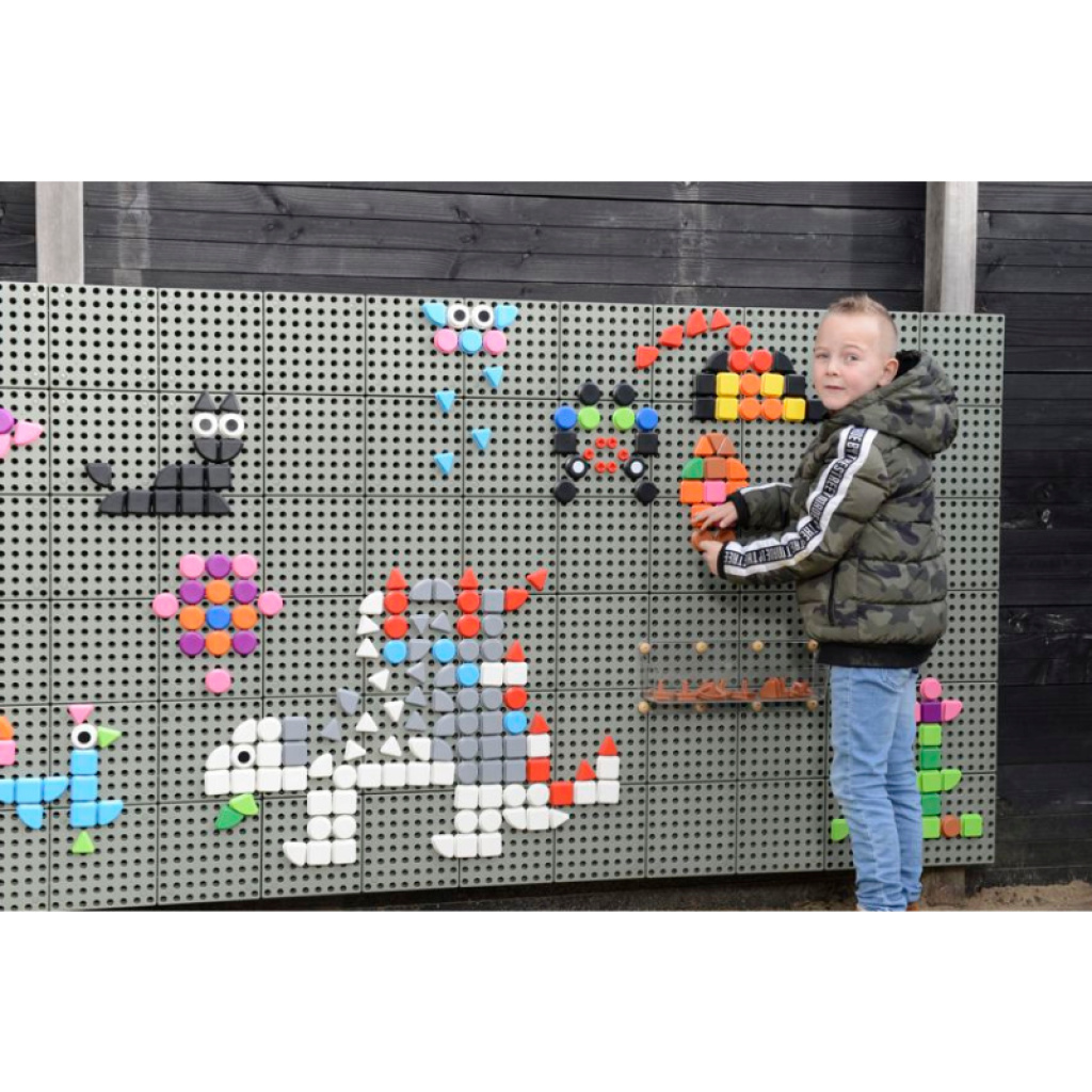 STEM панел за външна употреба