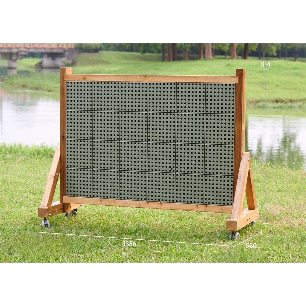 Свободностоящ двустранен STEM панел за външна употреба